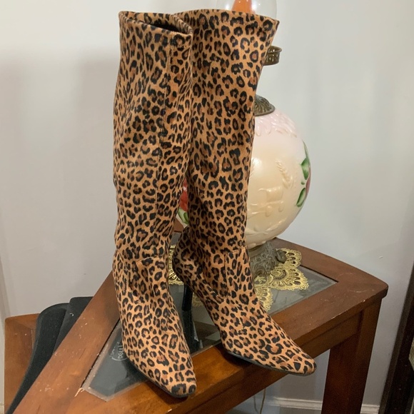 Rampage Leopard Pull On Tracy Pointed Toe Knee High Vintage Boots Size 8 - Picture 9 of 9